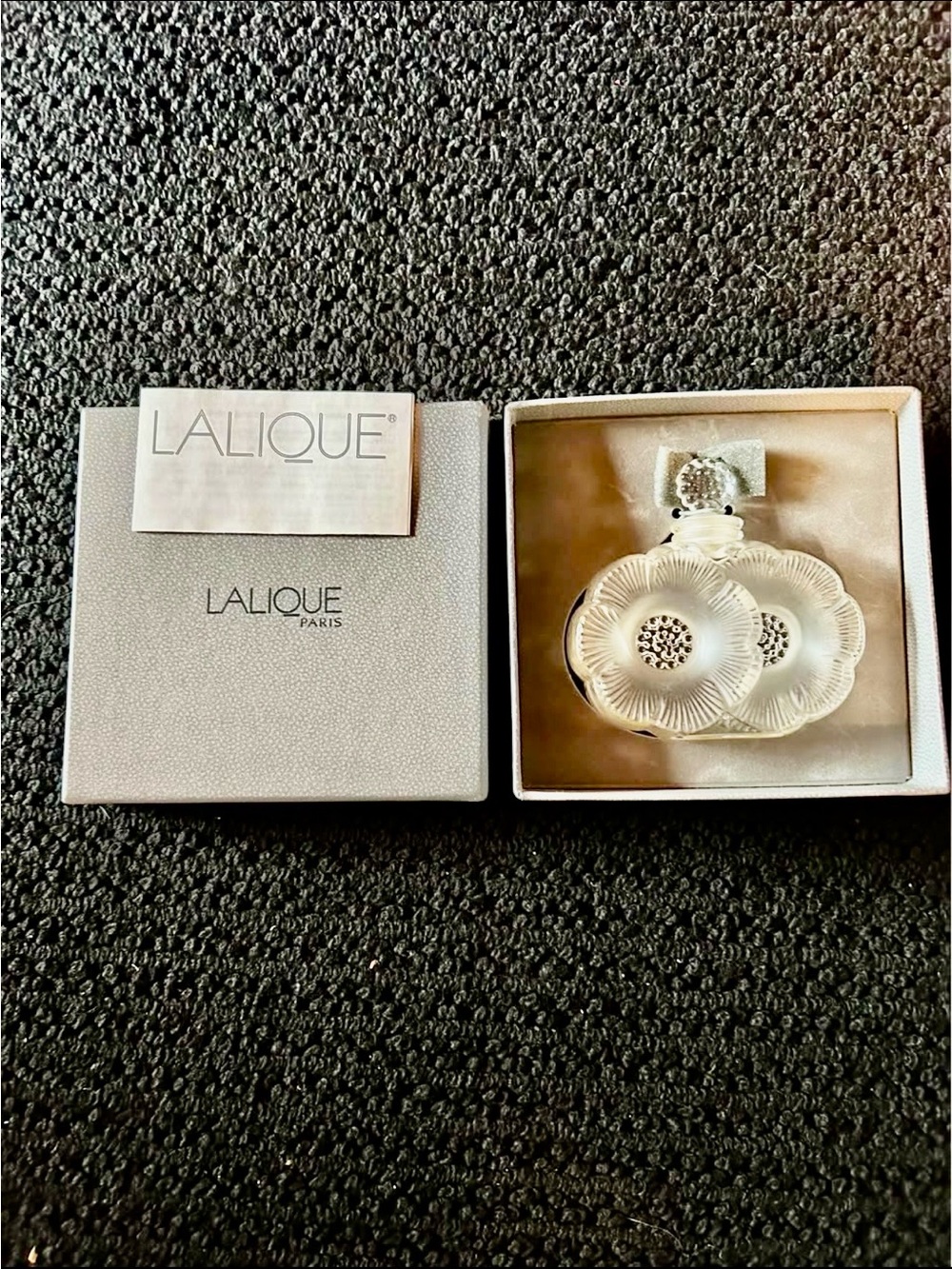 Lalique Deux Fleurs Perfume Bottle